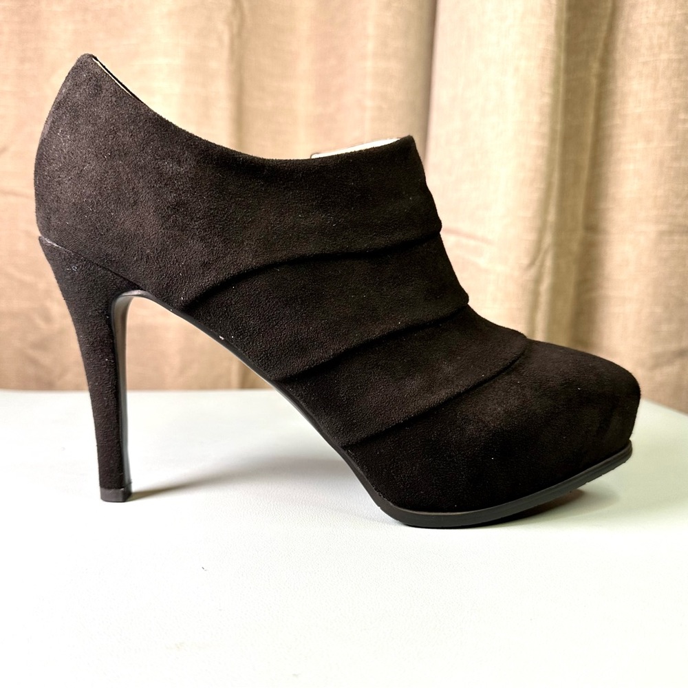 Ankle boots
